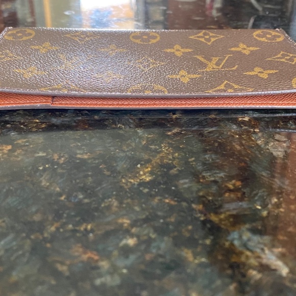 FOR @christinecrees  LOUIS VUITTON Vintage Wallet Cash/Travelers Checks/Cards - Picture 6 of 14
